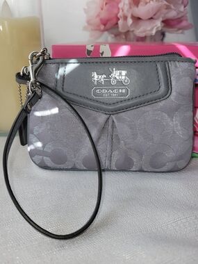 Coach 1941 Silver Optic C Wristlet